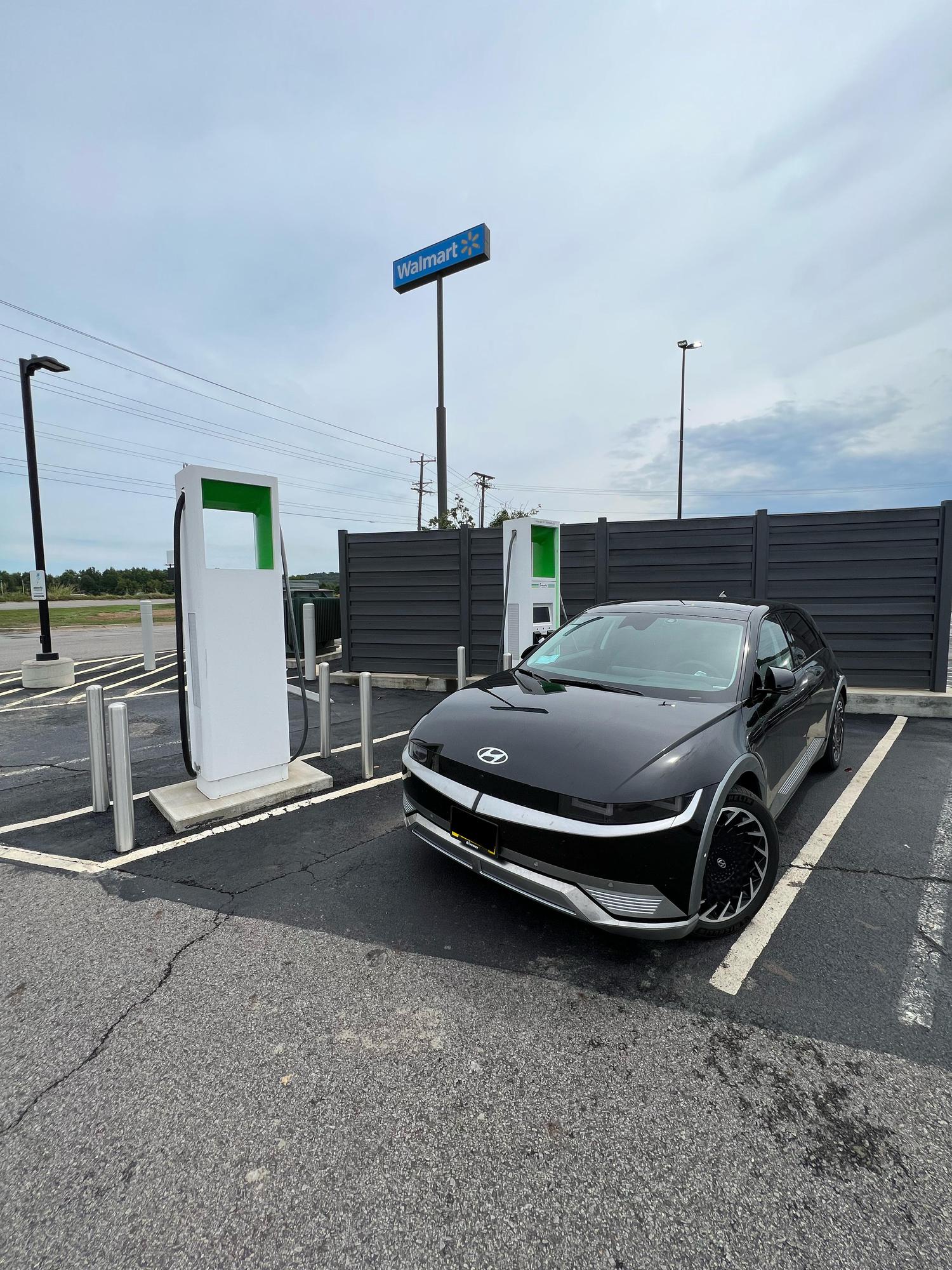 Walmart Supercenter Clarksville, AR EV Station