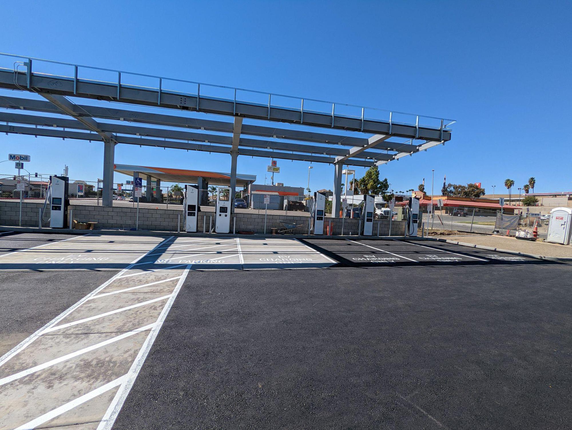 Chalios Mexican Restaurant Kettleman City, CA EV Station