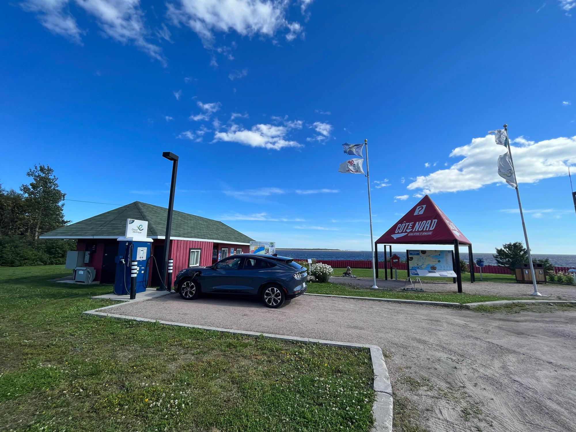 Ville de Ragueneau Ragueneau, QC EV Station