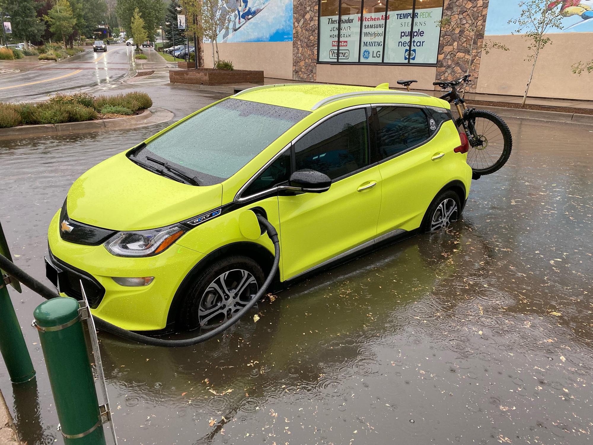 Christy Sports Ski & Patio Avon, CO EV Station