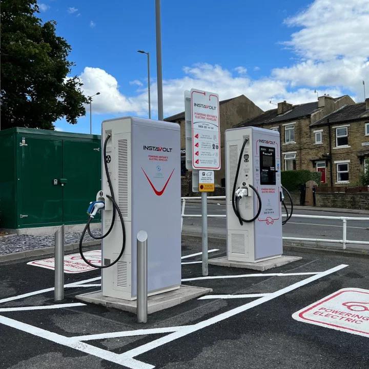 Bolton Junction Shopping Parade Bolton Road, Eccleshill, Bradford