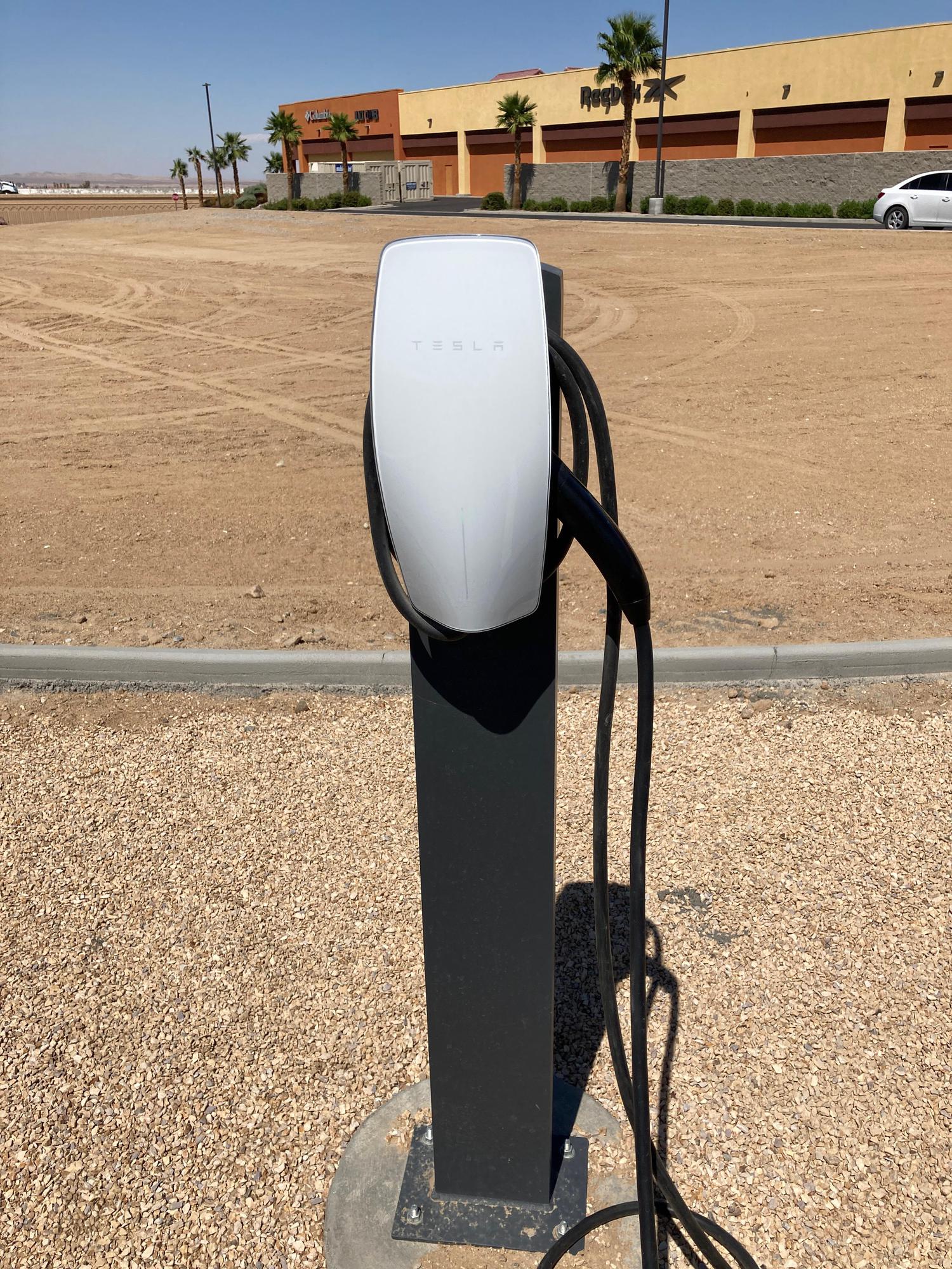 The Outlets at Barstow (2) Barstow, CA EV Station