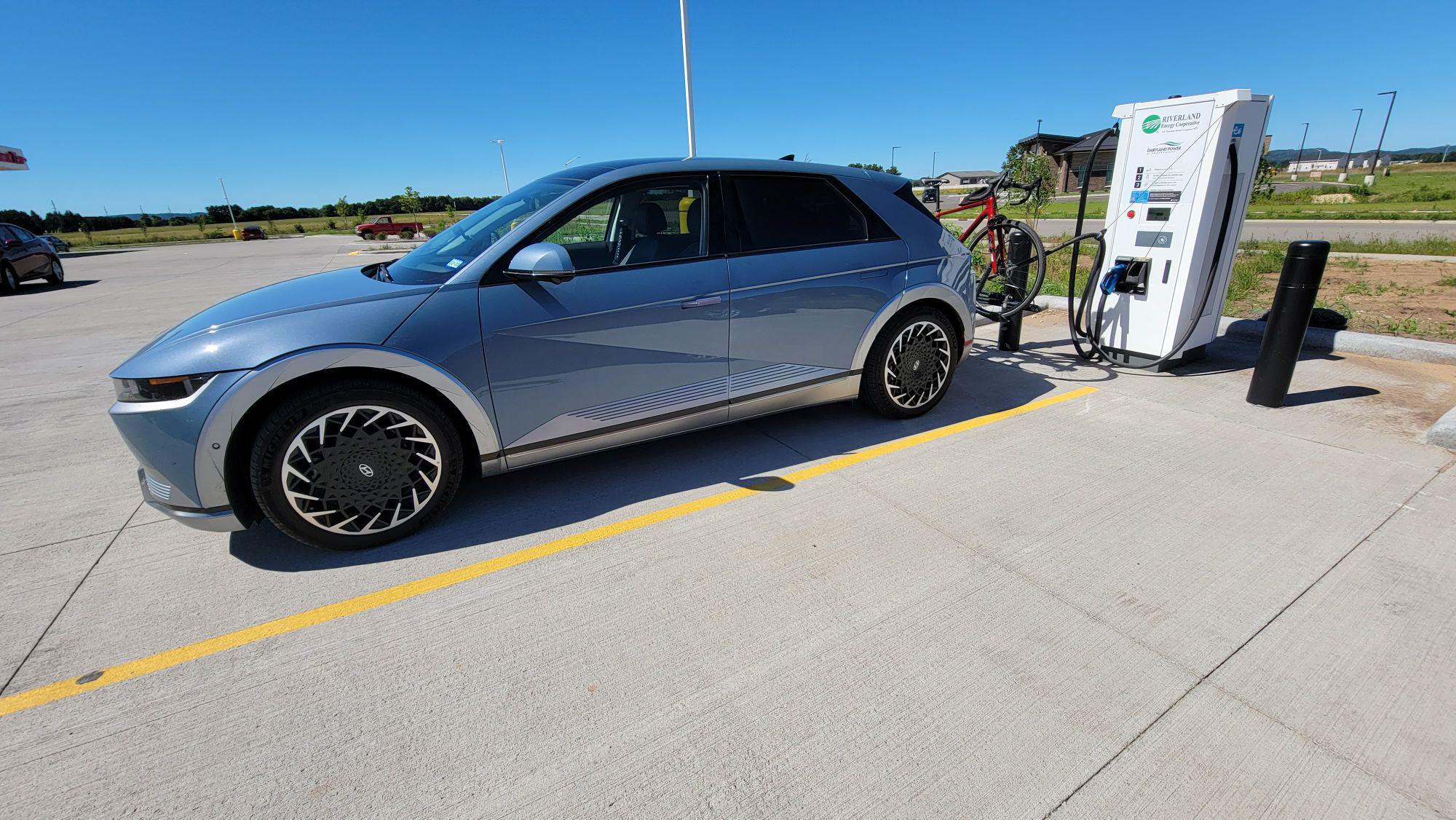 Kwik Trip 1114 Holmen Holmen, WI EV Station