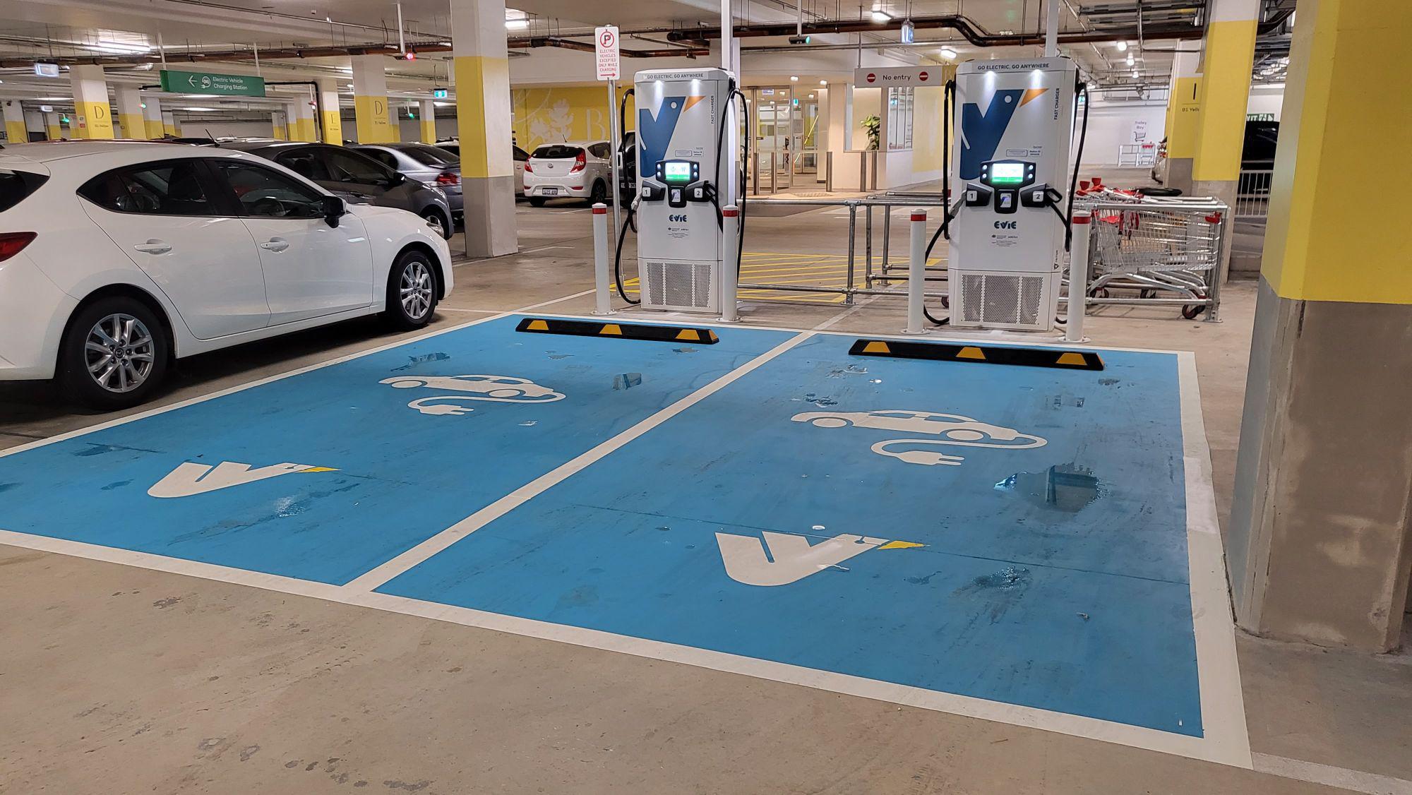 Karrinyup Shopping Centre (2) Karrinyup, WA EV Station