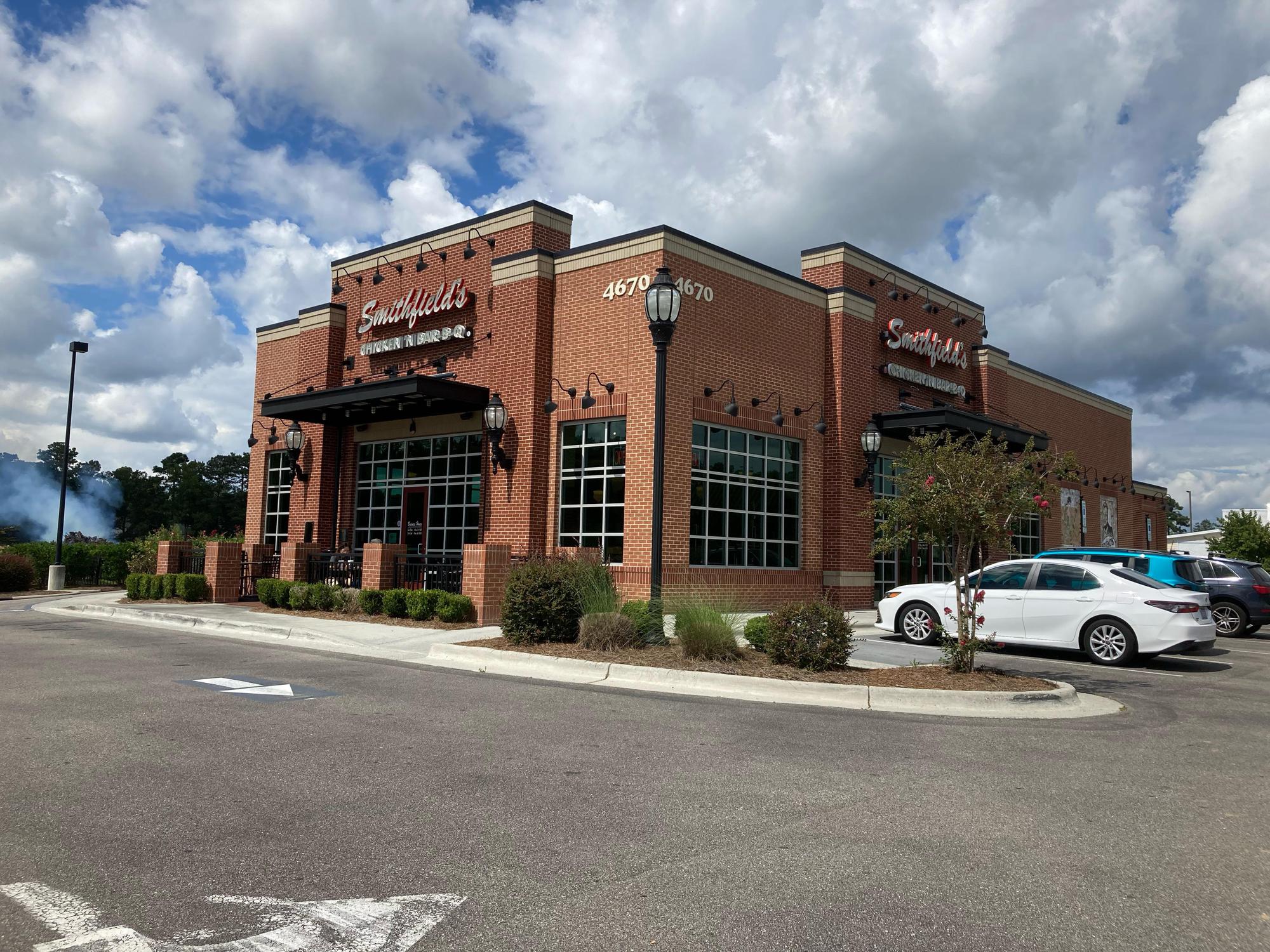 Smithfield's Chicken 'N BBQ Shallotte, NC EV Station