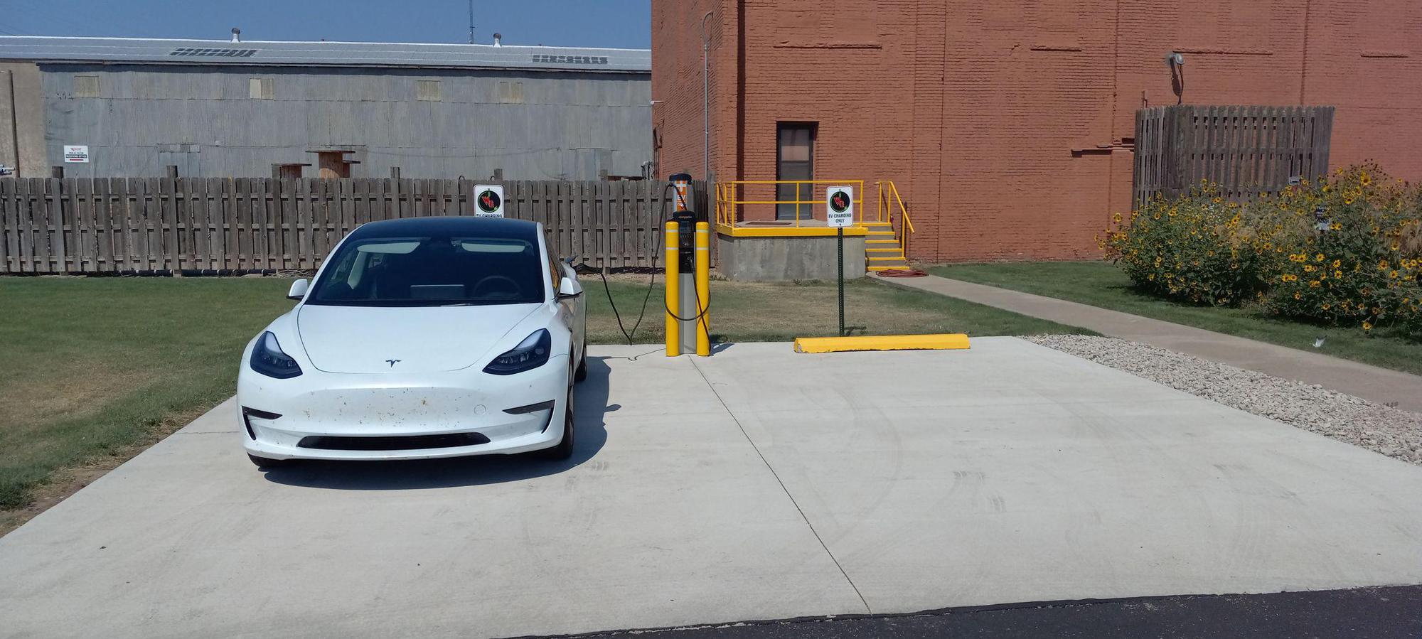 Wheatland Electric Garden City, KS EV Station