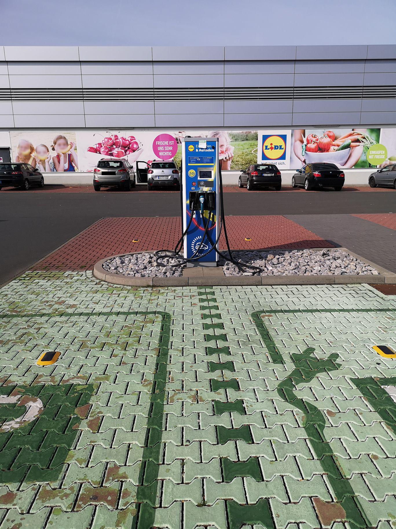 Lidl (1) Gießen, HE EV Station
