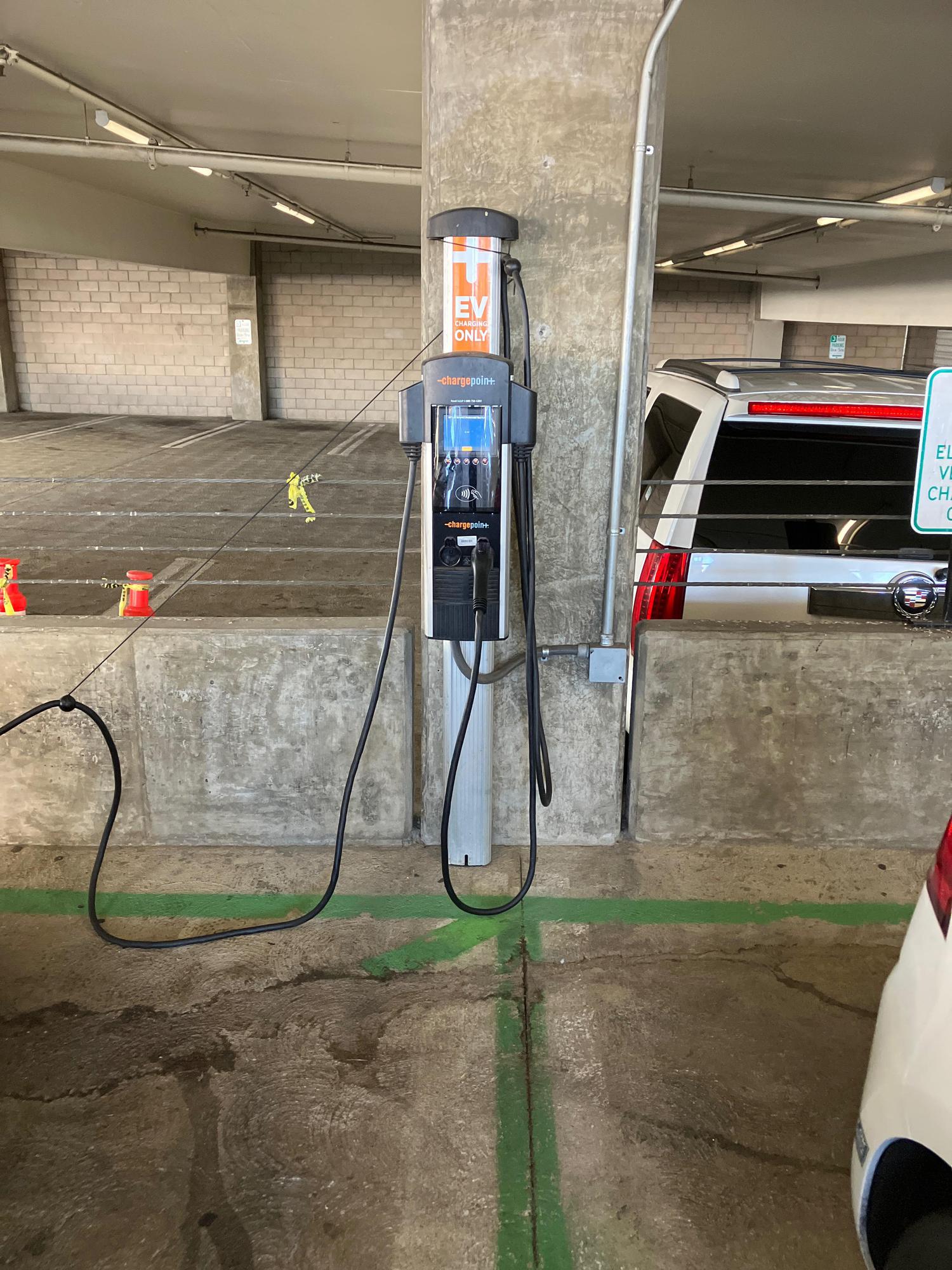 CITY OF DOWNEY PARKINGSTRUCTUR Downey, CA EV Station