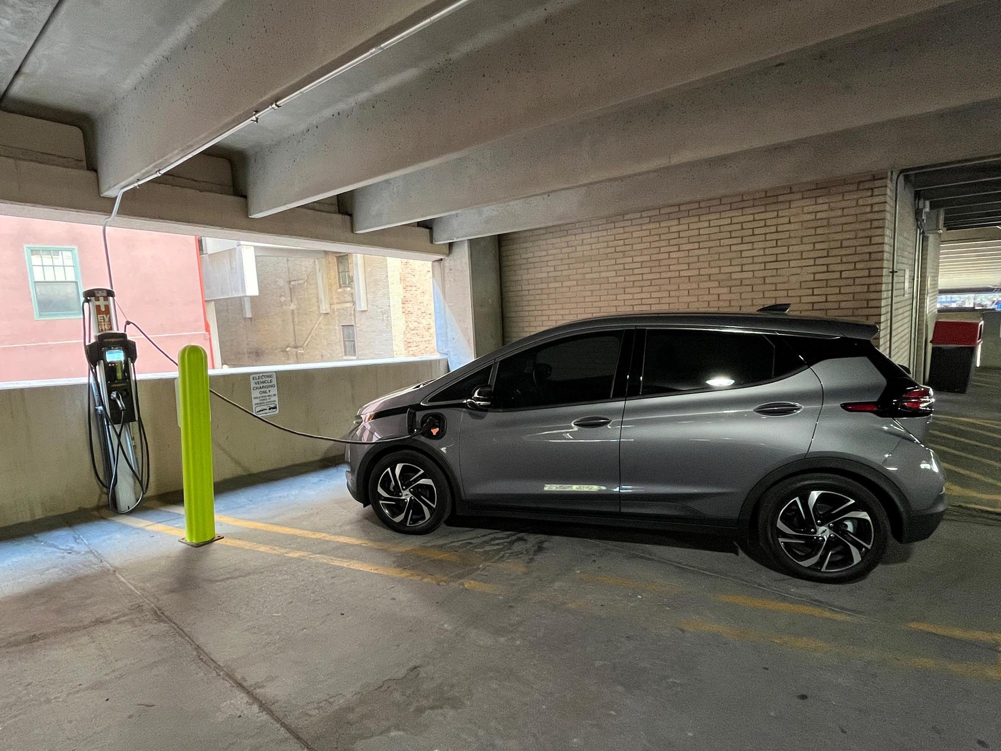 University Square Parking Lincoln, NE EV Station