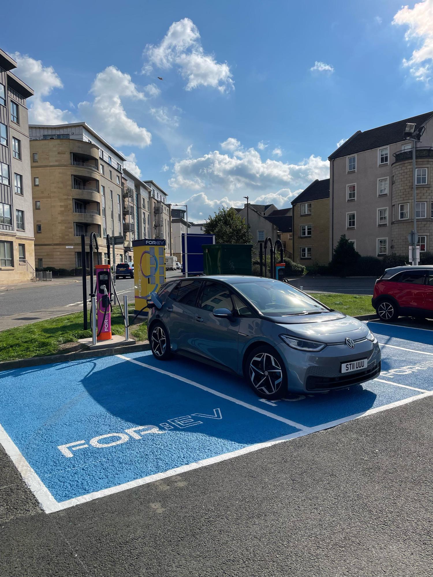 Newhaven Place Car Park 36 Newhaven Pl, Newhaven, Edinburgh EH6 4UJ