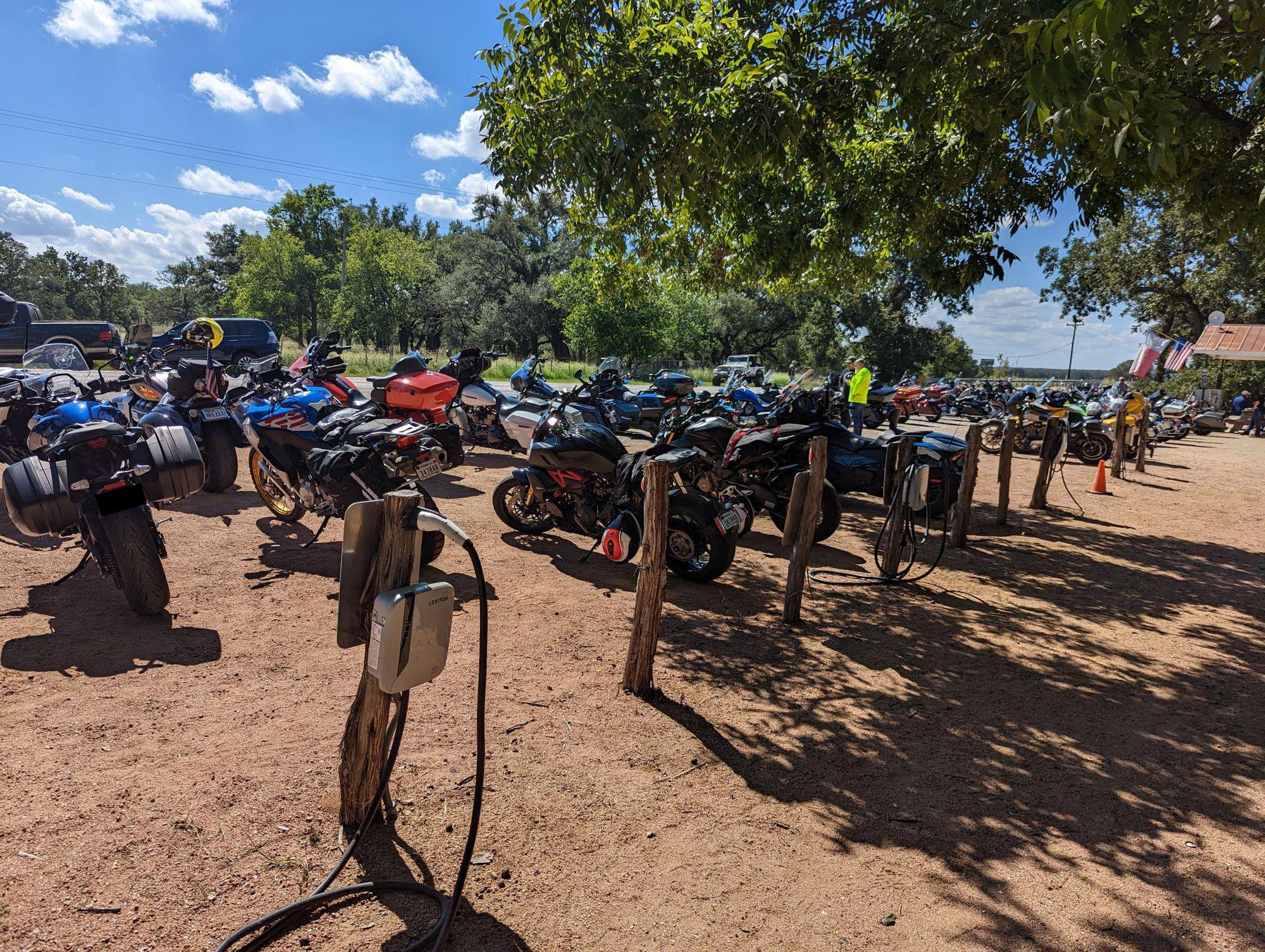 Pecan Grove Store Fredericksburg, TX EV Station