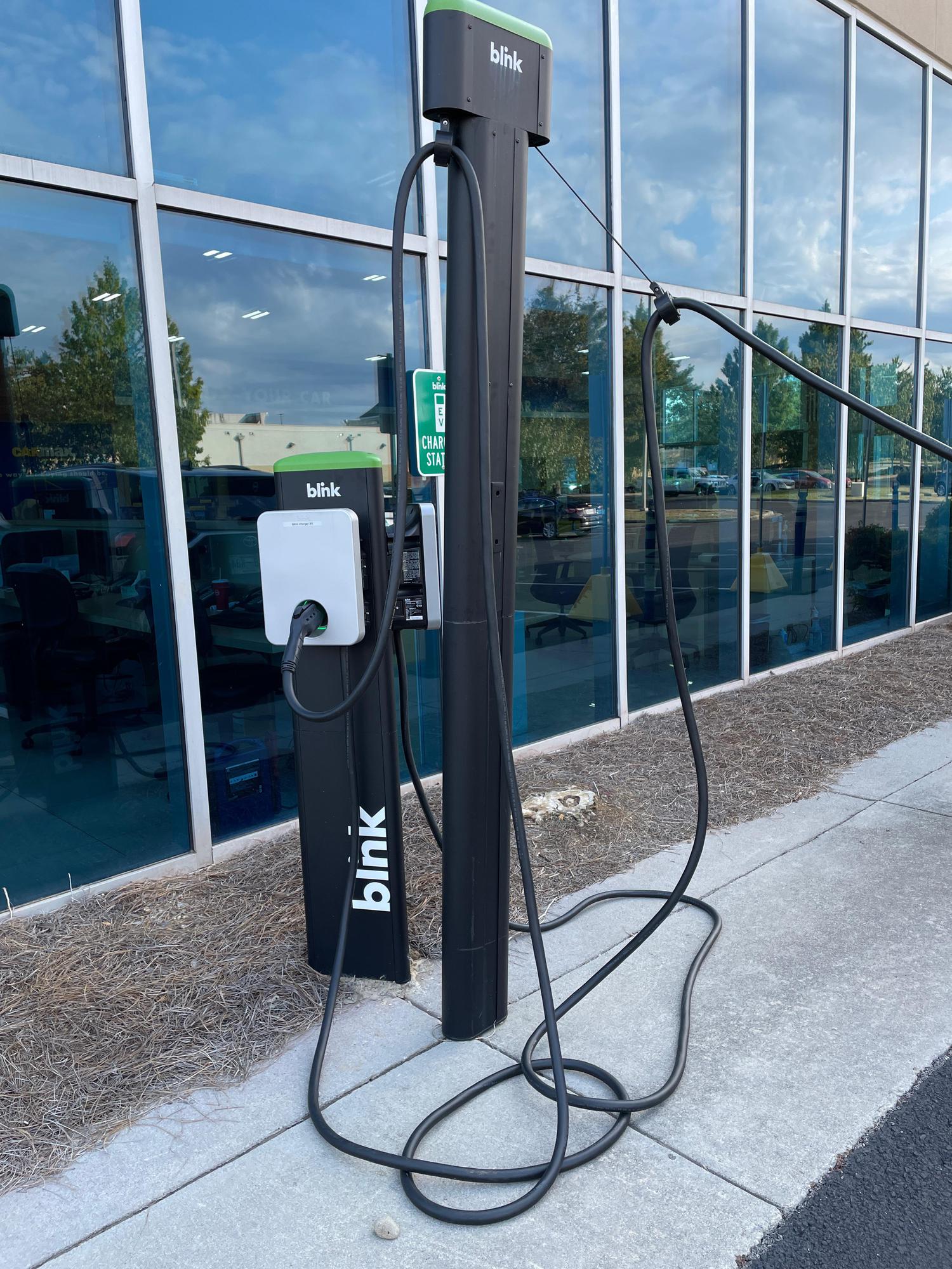 CarMax Turkey Creek Knoxville, TN EV Station