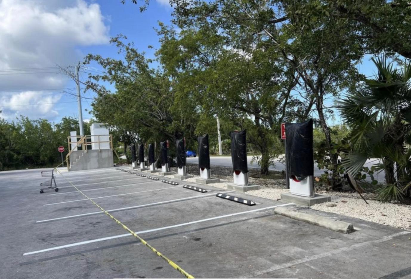 Winn Dixie at Big Pine Key Shopping Center Big Pine Key, FL EV Station
